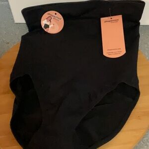 NWT Shapermint high waisted shaper pants size M/L